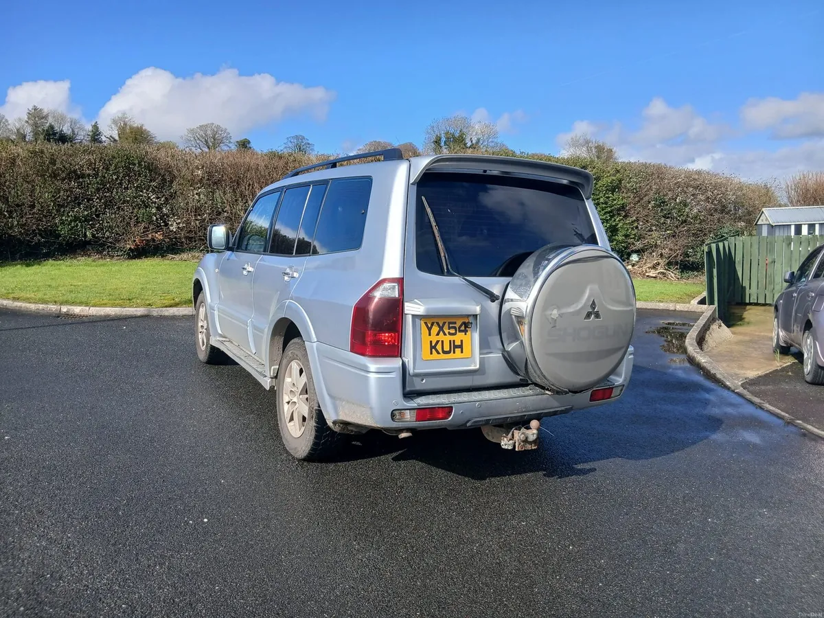 Mitsubishi  shogun - Image 2