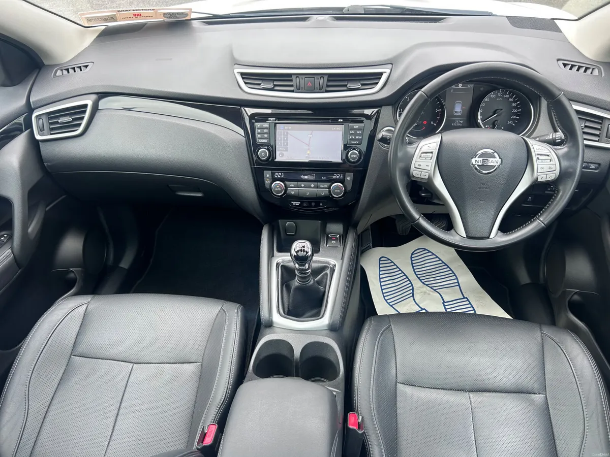 2017 NISSAN QASHQAI 1.5DCDI SV PREMIUM LOW KMS - Image 2