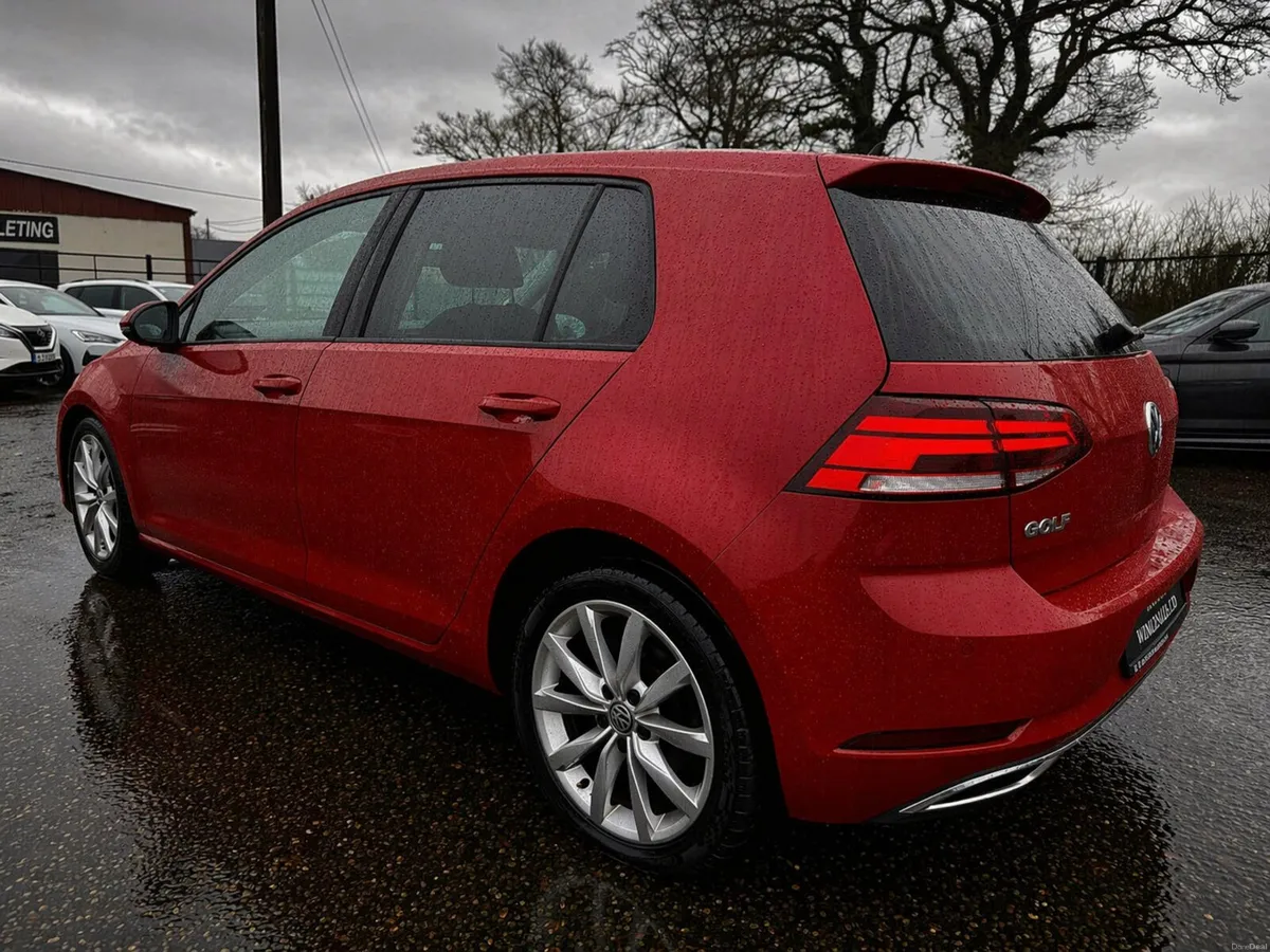 18 VW GOLF TSI HIGHLINE LOW KMS AS NEW - Image 3