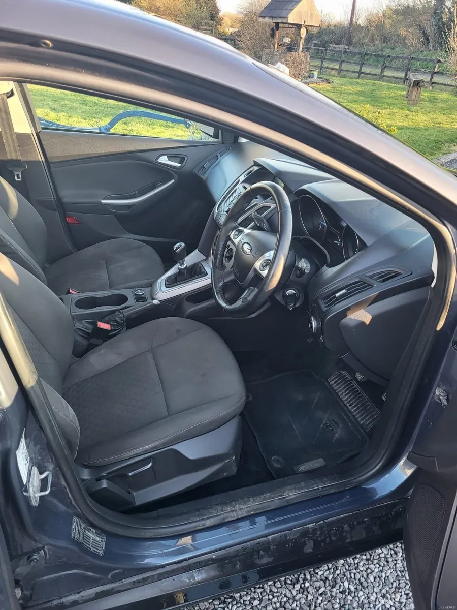 Ford Focus 2014 - Image 2