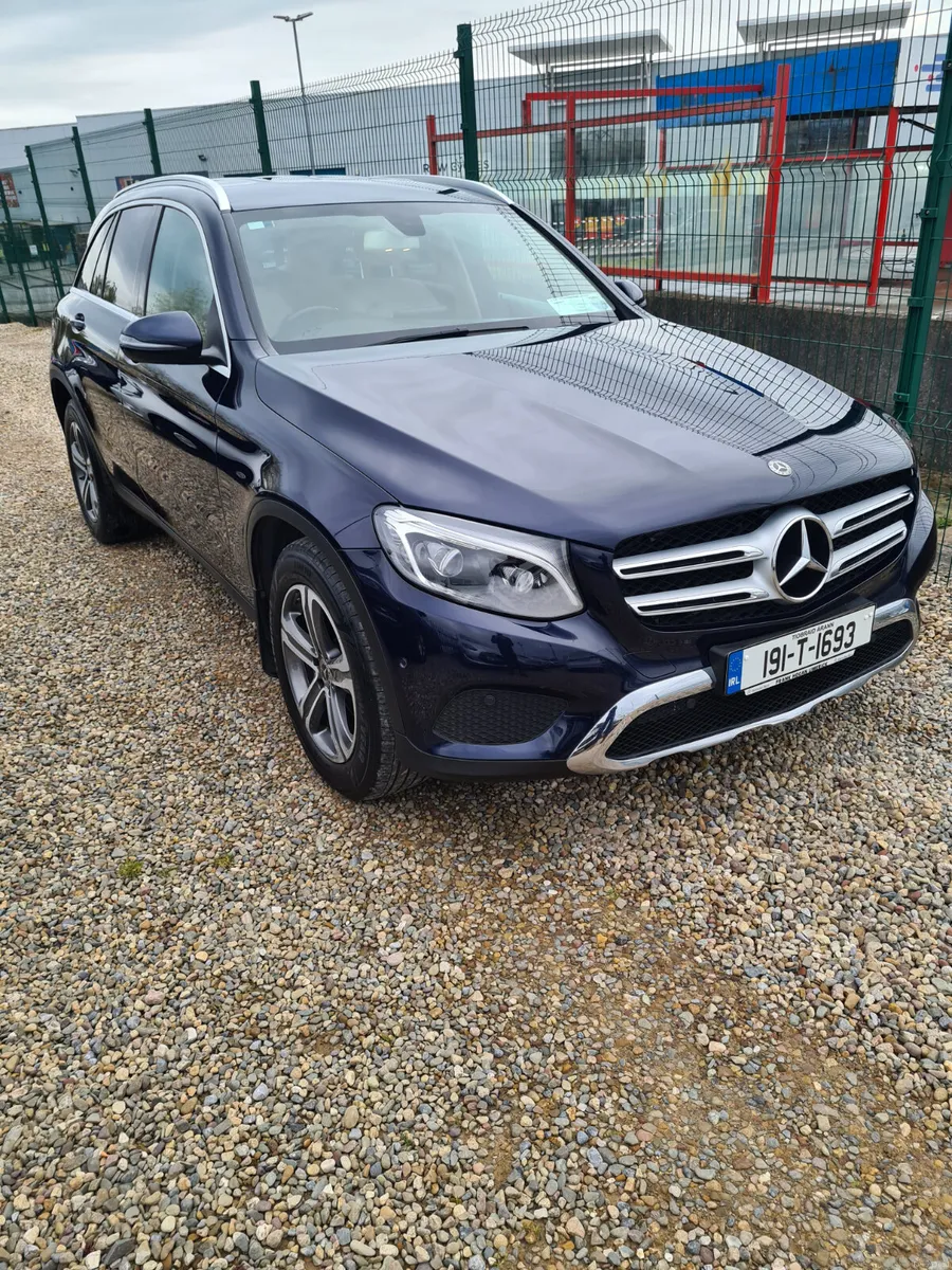 Mercedes-Benz GLC 2019 - Image 1