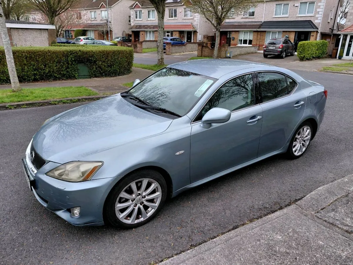 Lexus is250 - Image 3