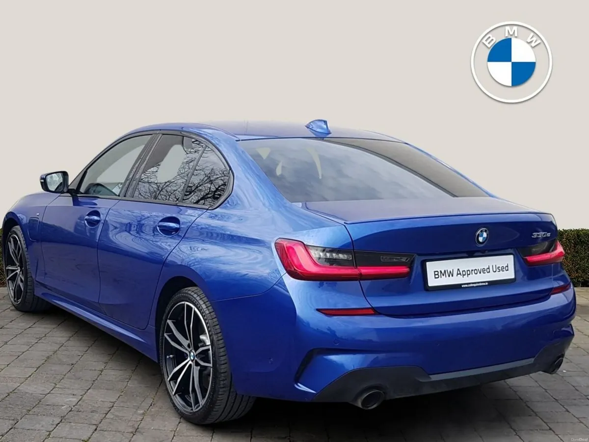 BMW 3-Series 330e M Sport Pro - Image 2