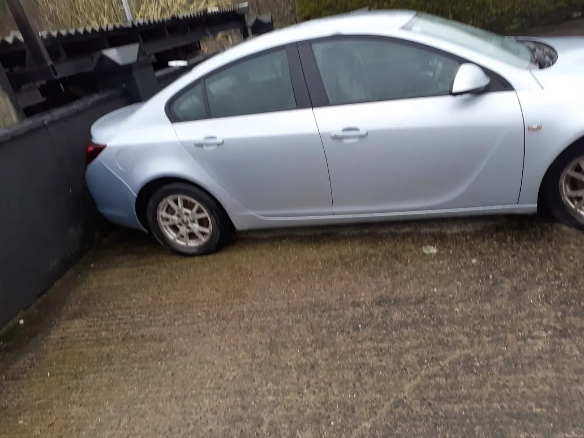 Opel Insignia 2015 - Image 2