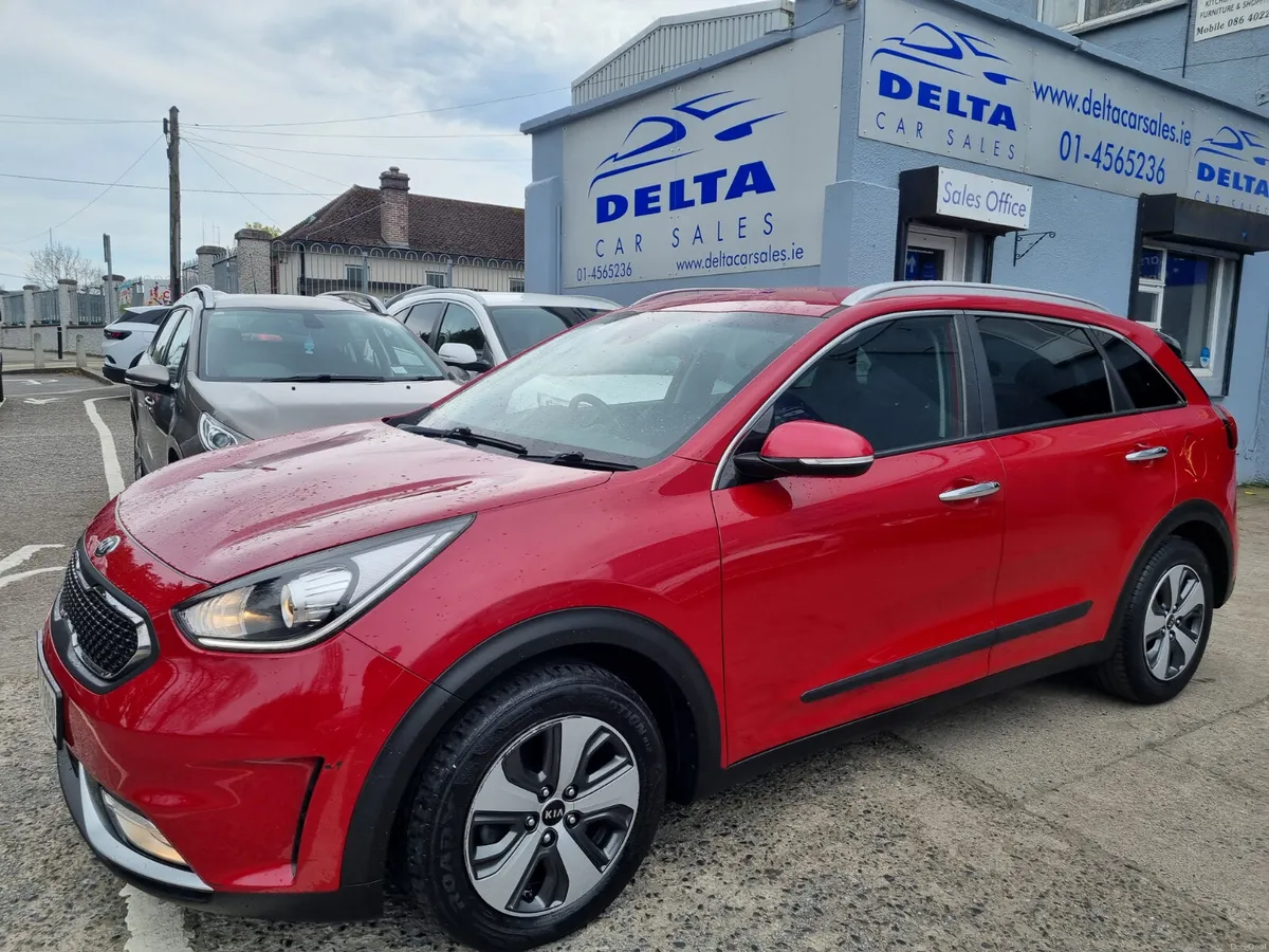 2018 KIA NIRO PETROL PLUG IN HYBRID NCT 04/28 - Image 2