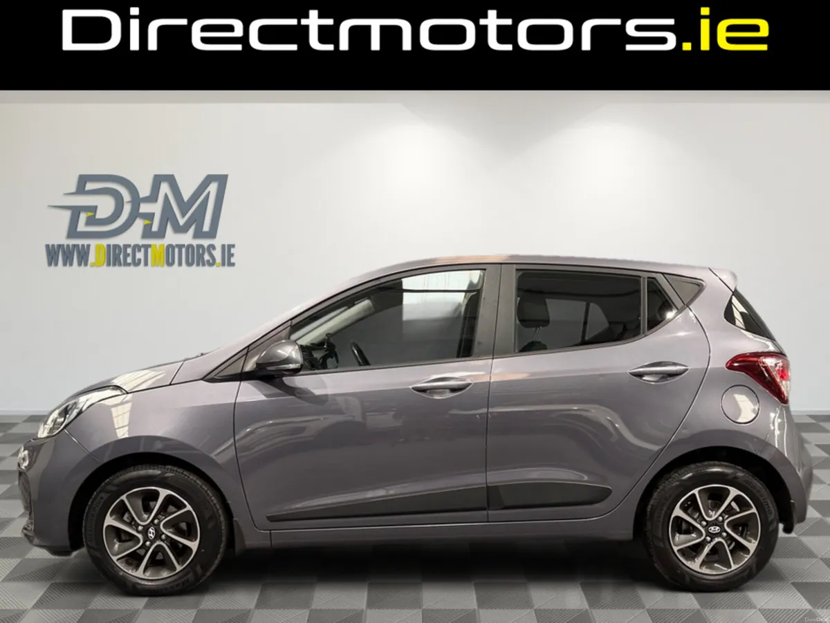 Hyundai i10 DELUXE 4DR - Image 3