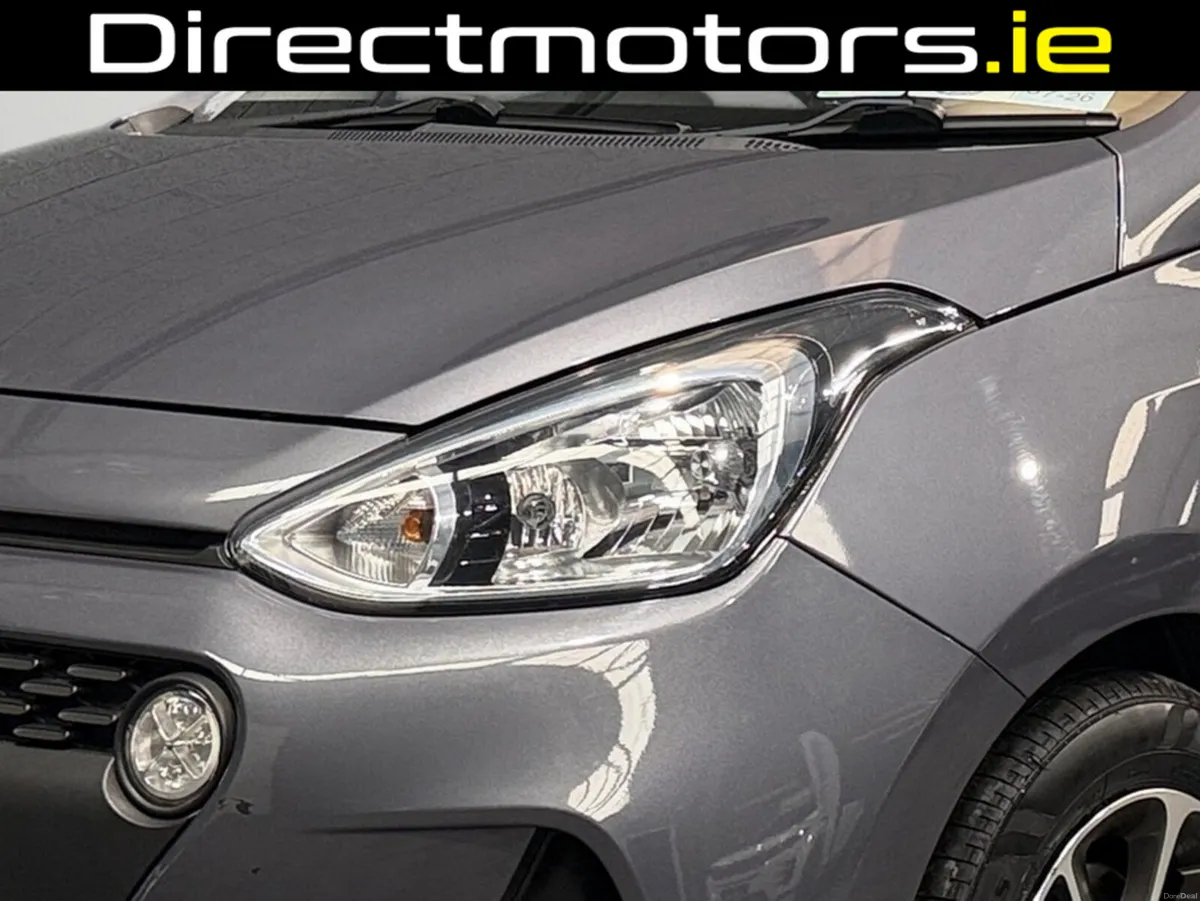 Hyundai i10 DELUXE 4DR - Image 4