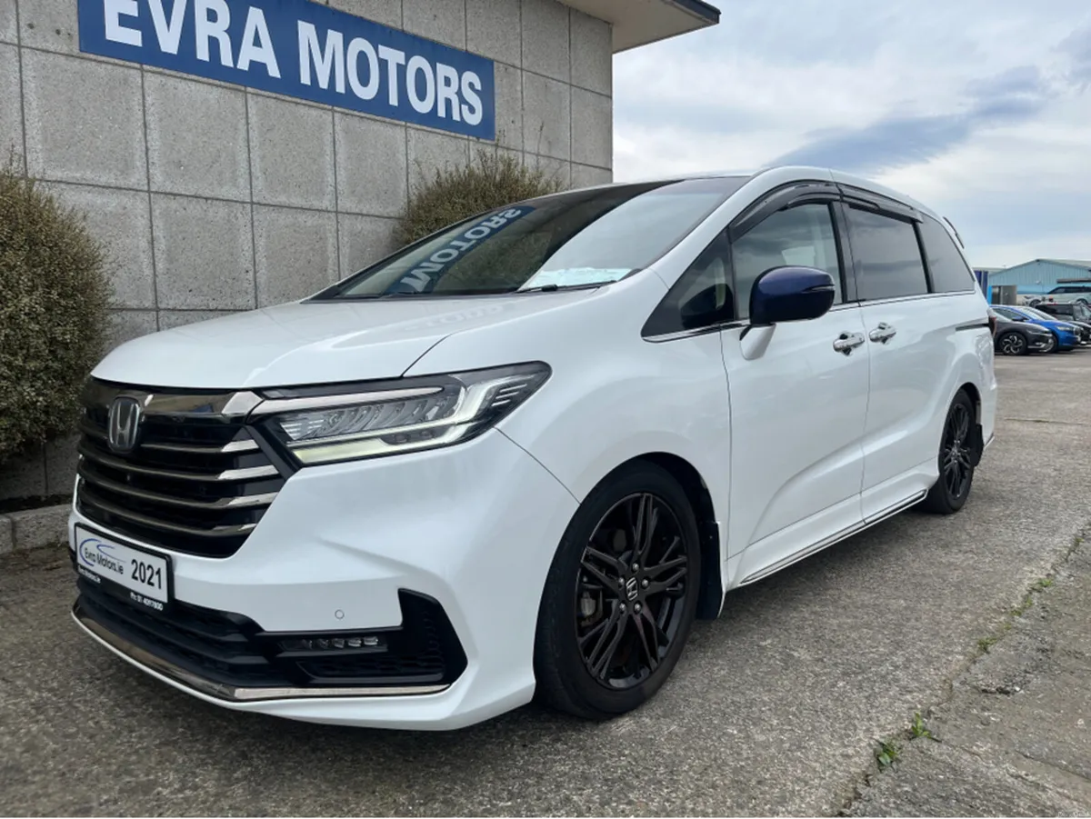 Honda Odyssey ABSOLUTE 7 SEATER AUTOMATIC HYBRID 2 - Image 6