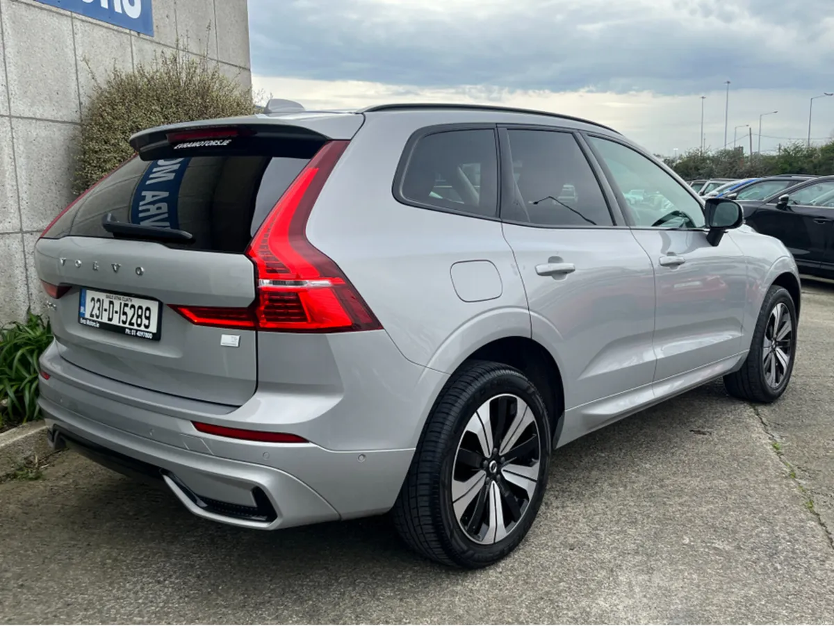 Volvo XC60 T6 PHEV PLUS DARK AWD 2.0 PETROL //PANO - Image 4