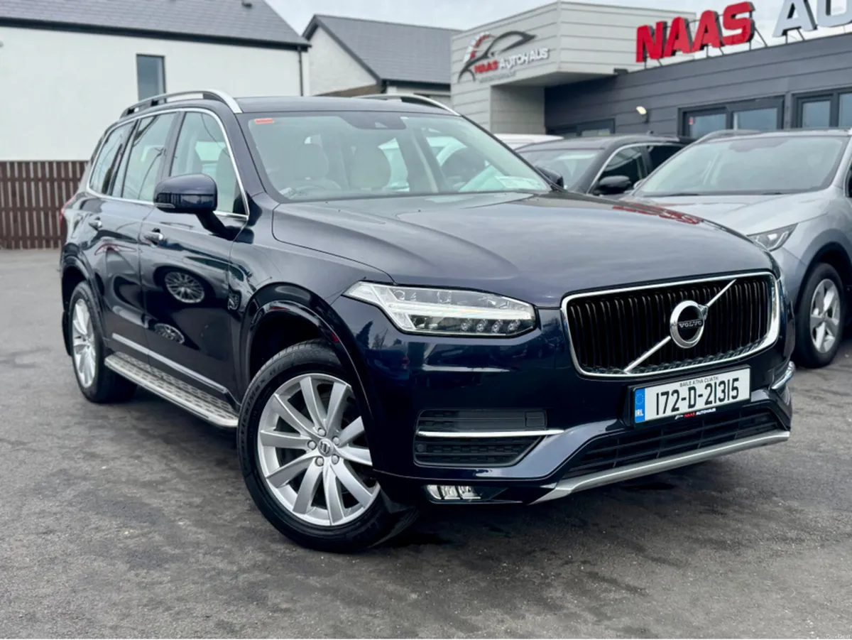 Volvo XC90 D5 AWD MOMENTUM GT 5DR AU AUTO - Image 1