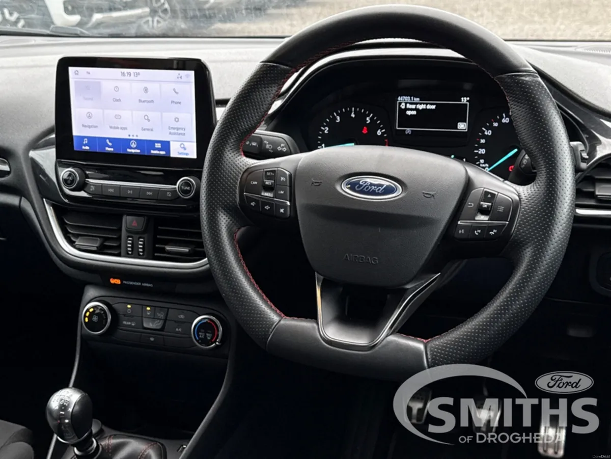 Ford Fiesta ST-LINE 1.0T 95PS - Image 2