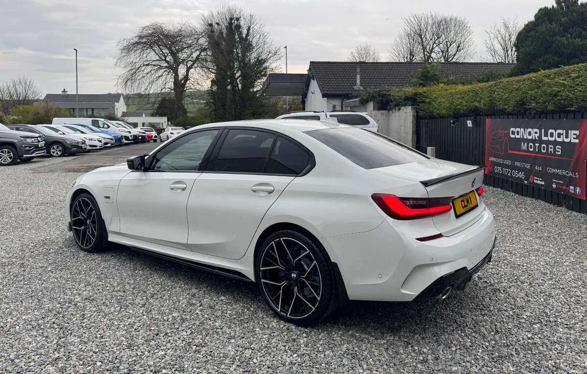 2021 212 BMW 330E M Sport Auto M Performance Pack - Image 2