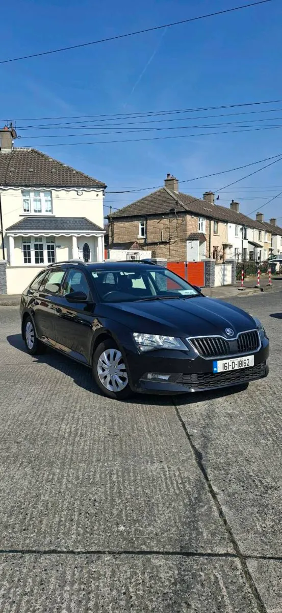 Skoda Superb - Image 1