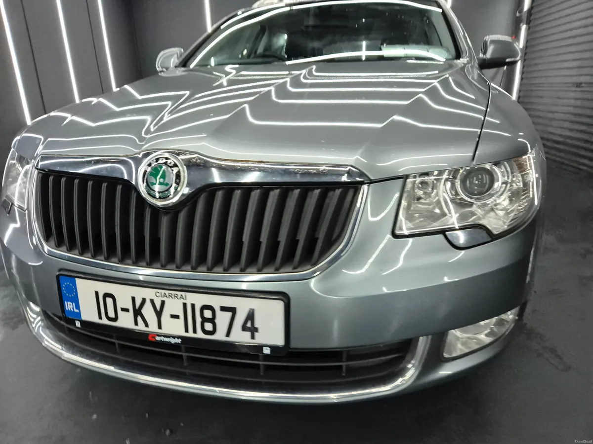 Skoda Superb 2010 - Image 4