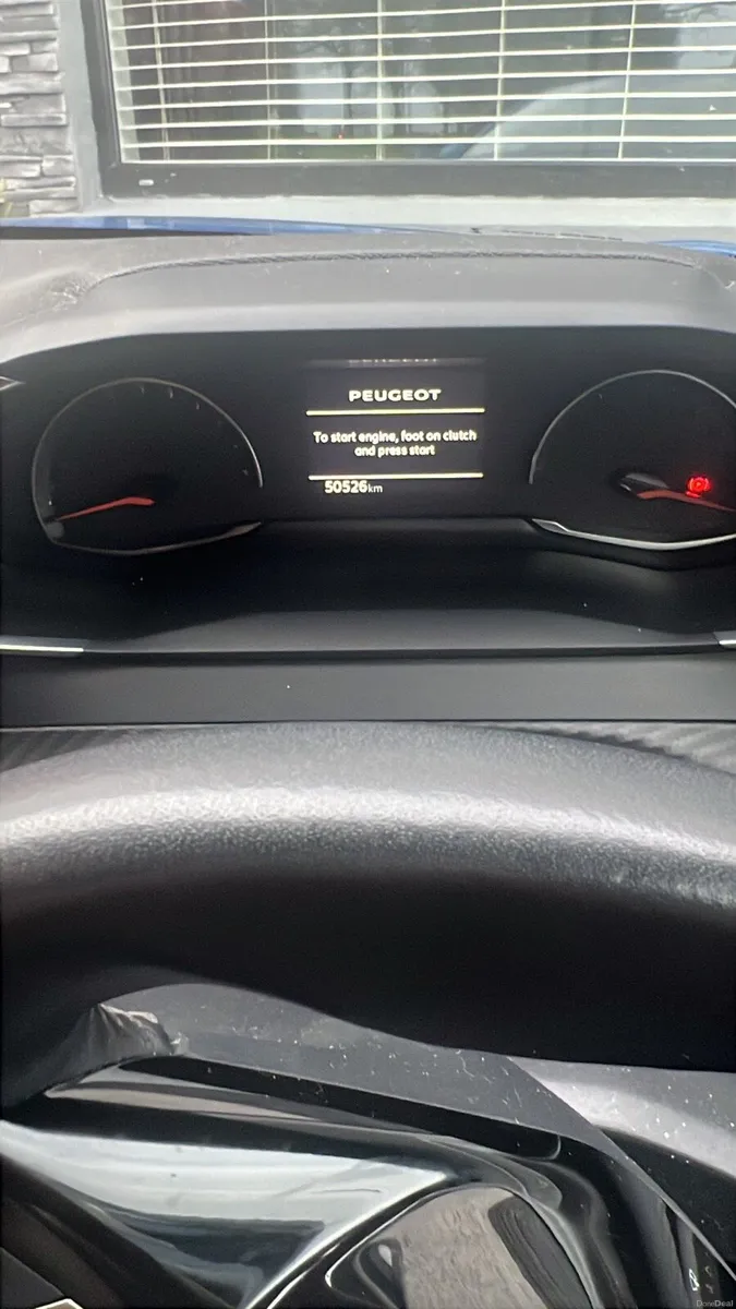 Peugeot 208 petrol - Image 1