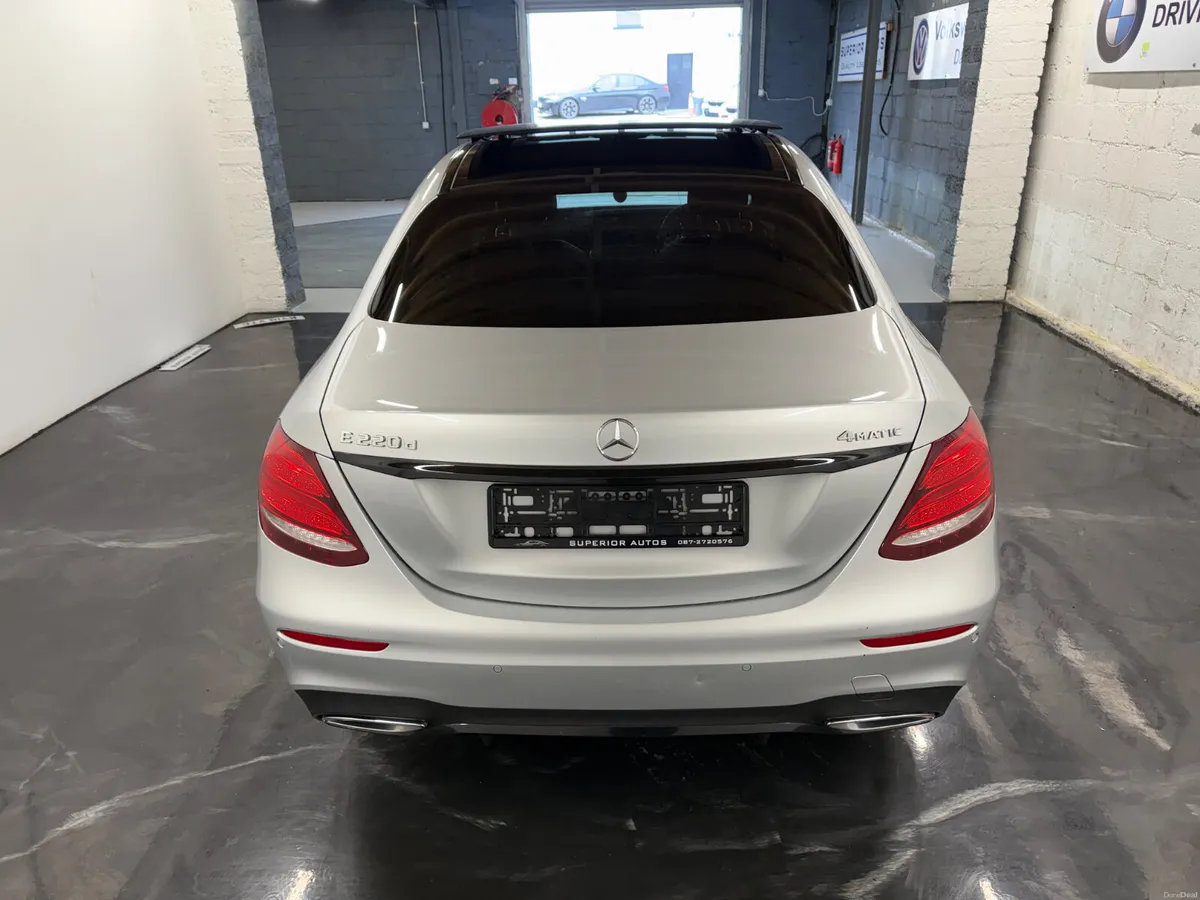 2018 Mercedes-Benz E-Class E220d 4 Matic Premium - Image 4