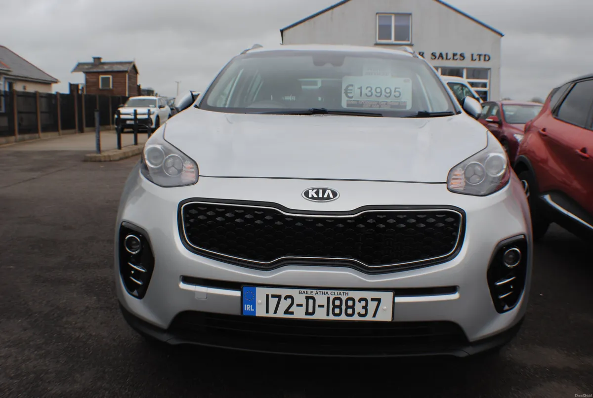 KIA SPORTAGE 1.7L PLATINUM SUV 2017 - Image 1