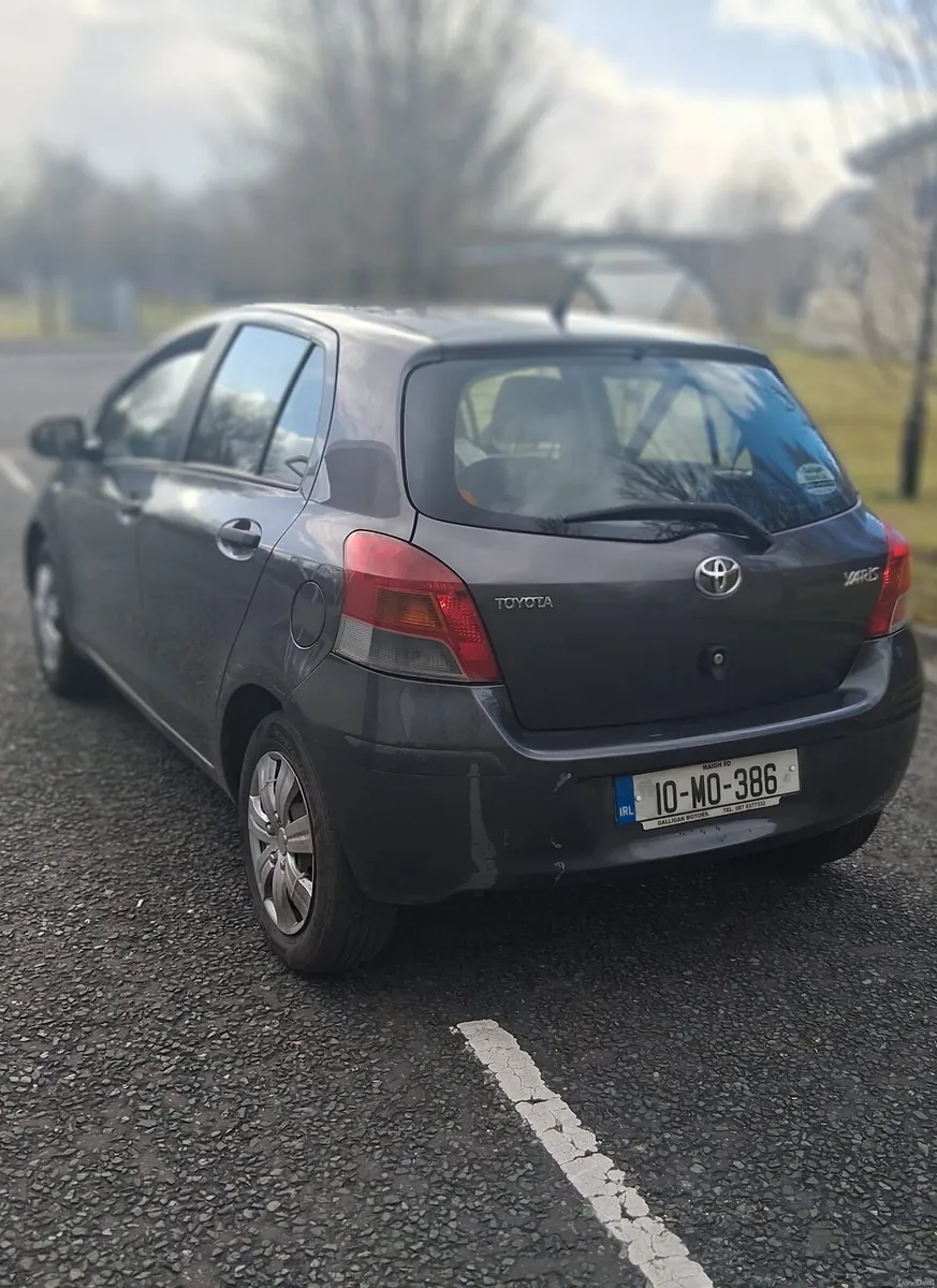 2010 Toyota Yaris 1.0 Petrol - Image 4
