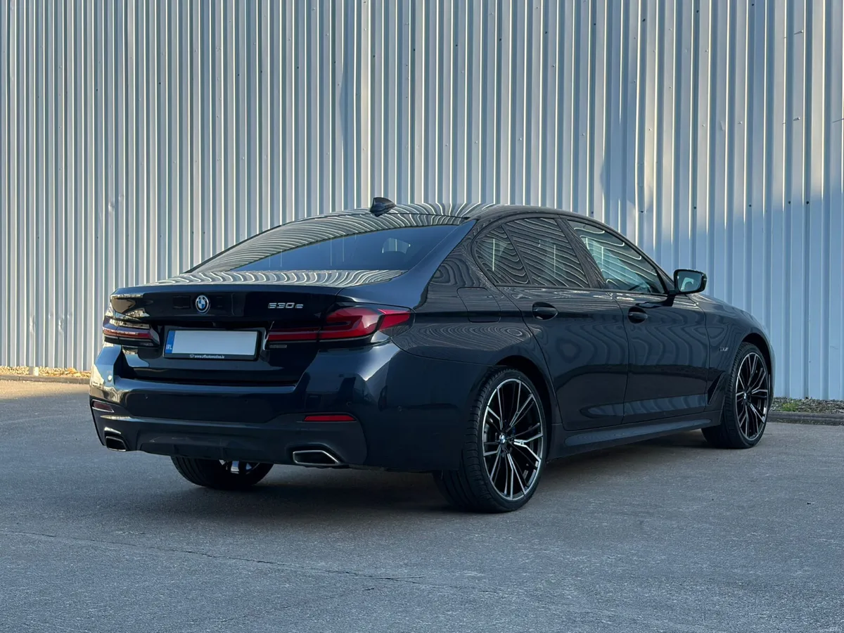 2022 BMW G30 530e M Sport Auto - Image 4
