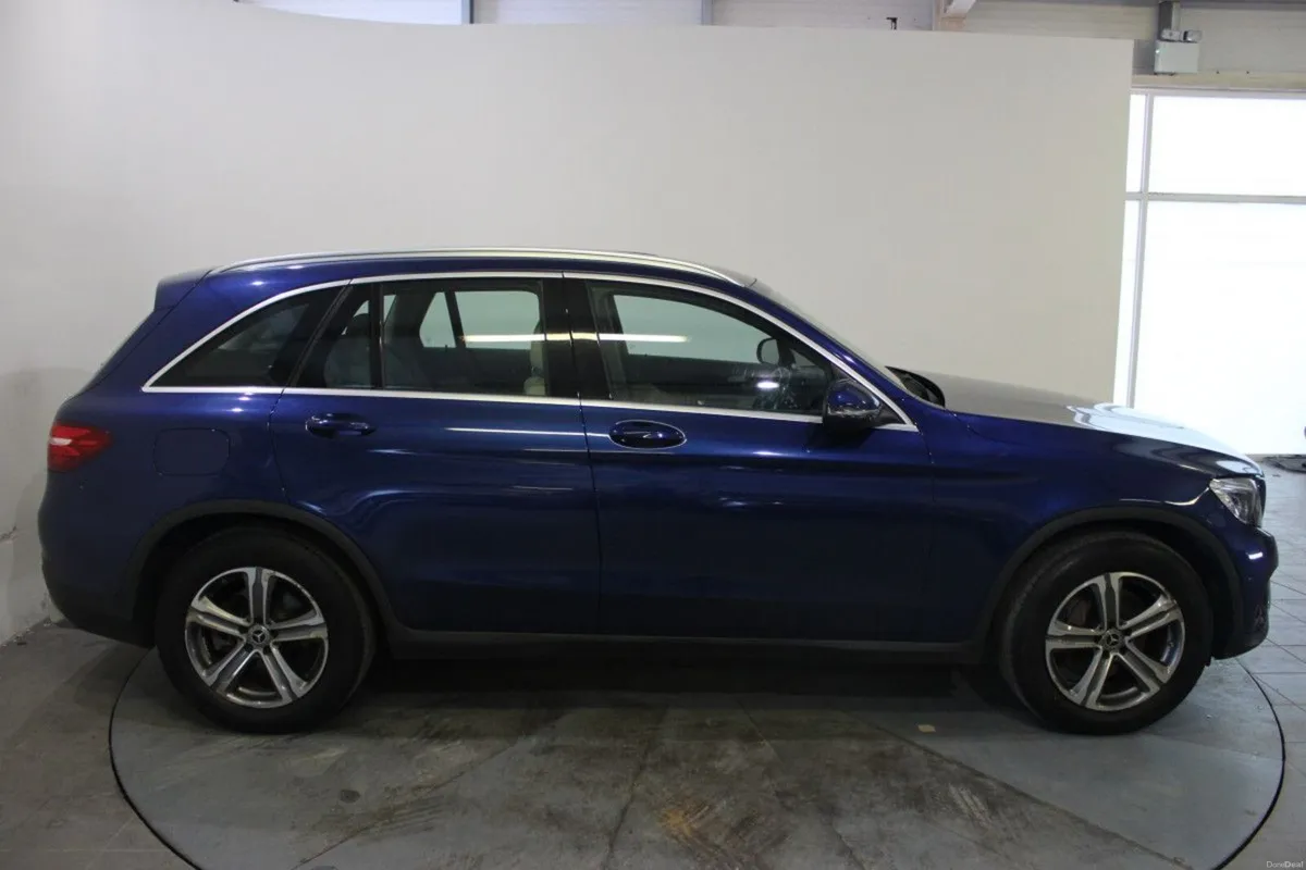 Mercedes-Benz GLC GLC 220 D 4MATIC AUTO - TENDER 2 - Image 3