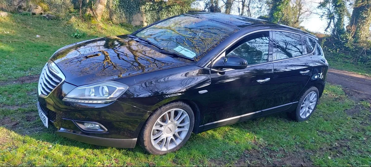 Chrysler Delta 2013 - Image 4