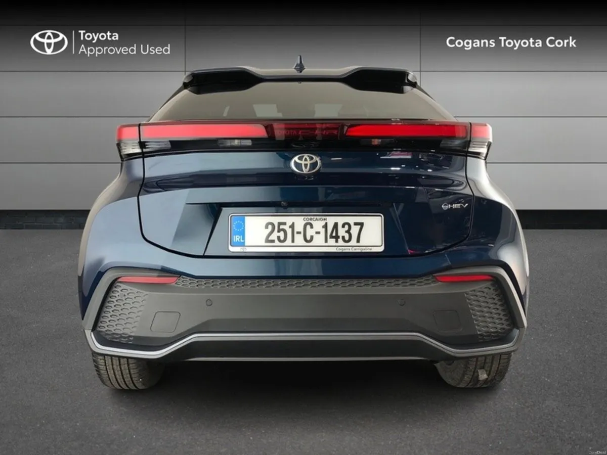 Toyota C-HR C-HR Sport - Image 4