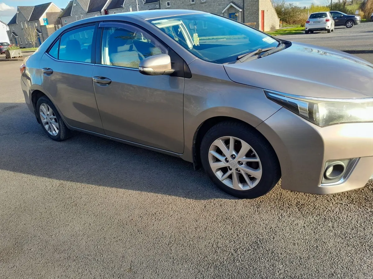2014 Toyota Corolla 1,3 nct 06/26 €6200 - Image 1