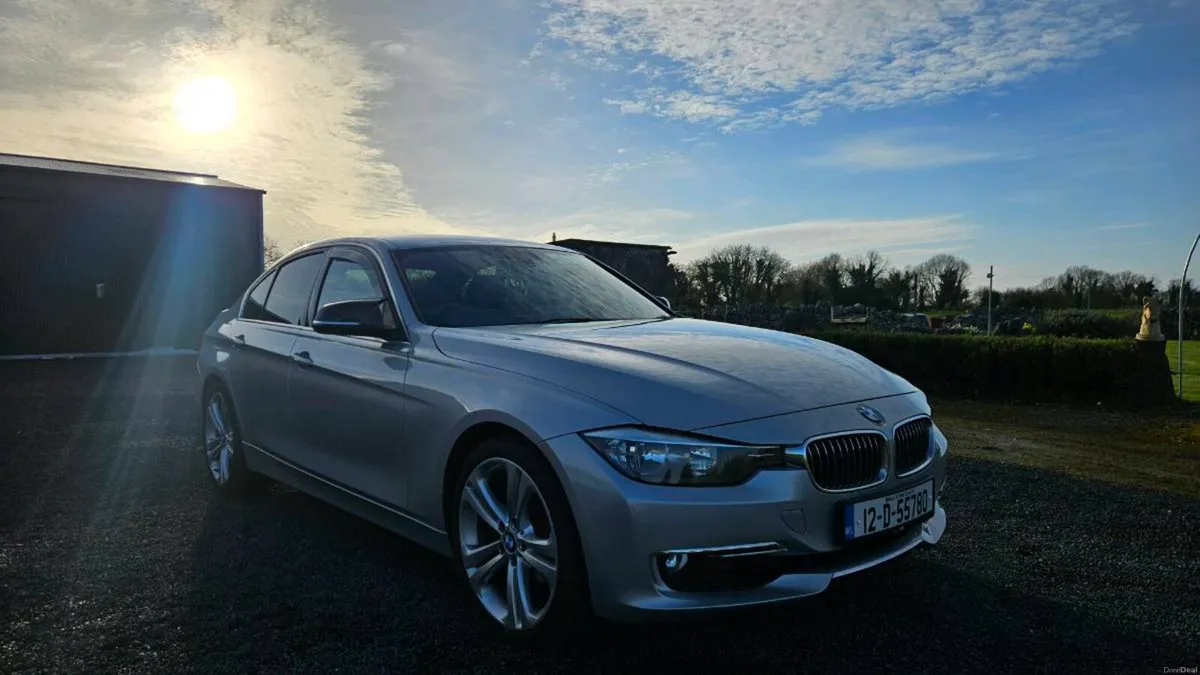 BMW 320i (F30) Luxury Spec - New NCT! - Image 6