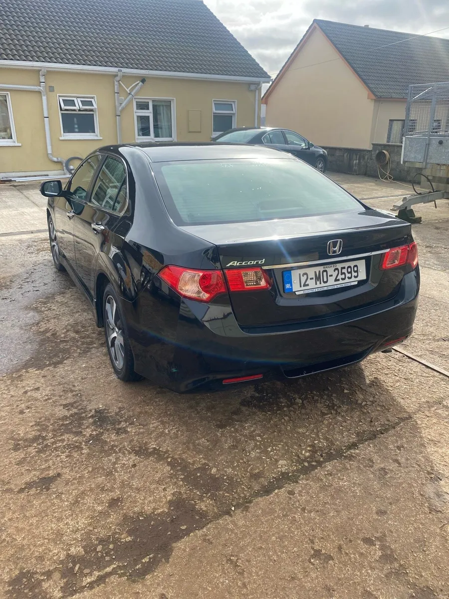 Honda accord - Image 3