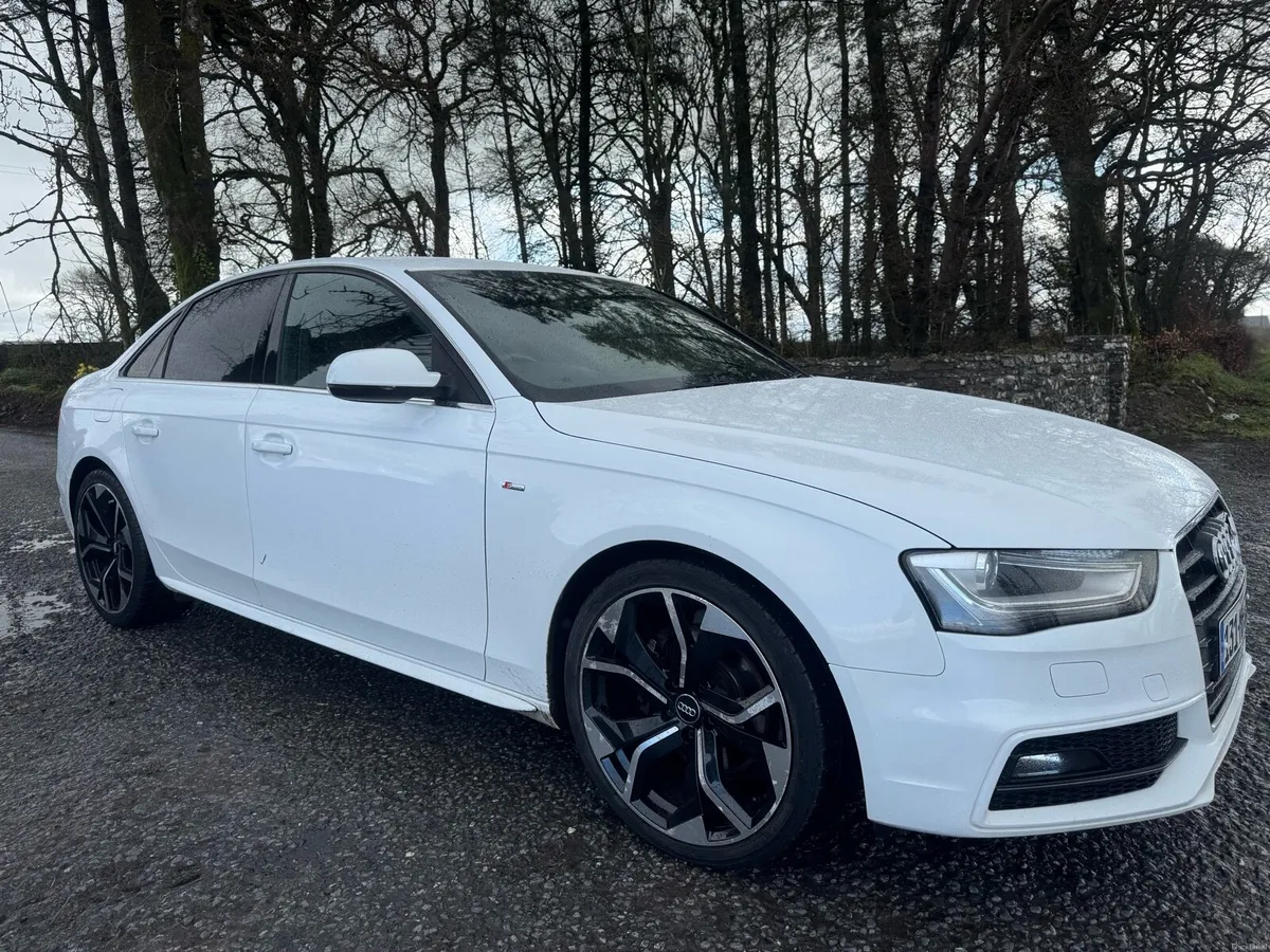 2013 White Audi a4 genuine S line €7950 - Image 1
