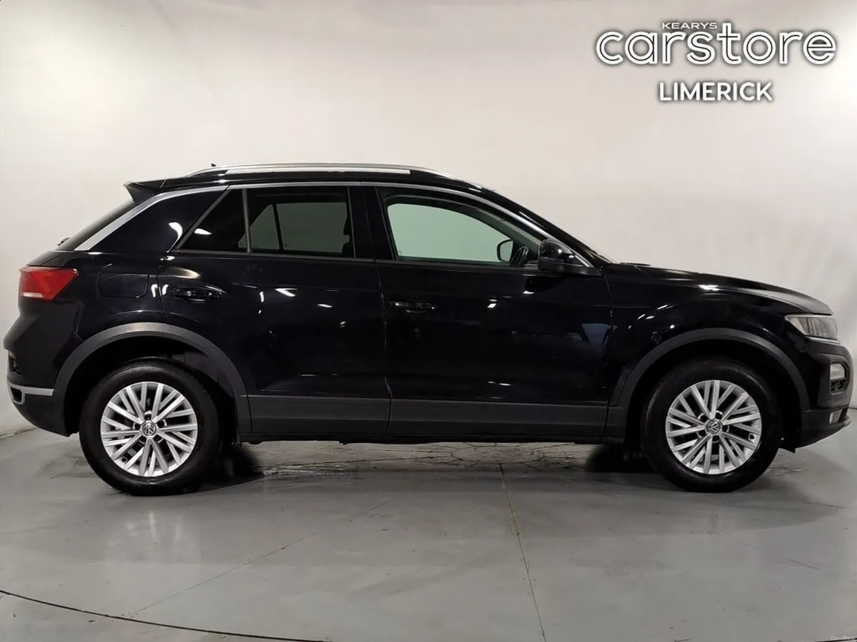 Volkswagen T-Roc 1.0 TSI 115bhp Design - Image 2