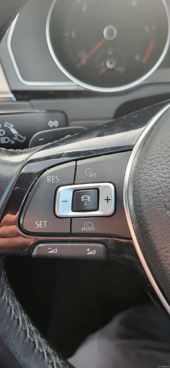 Volkswagen Passat 2015 Highline - Image 3