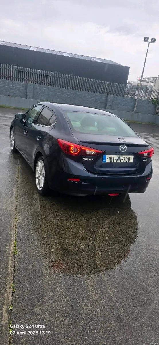 Mazda 3 1.5 diesel platinum edition - Image 4