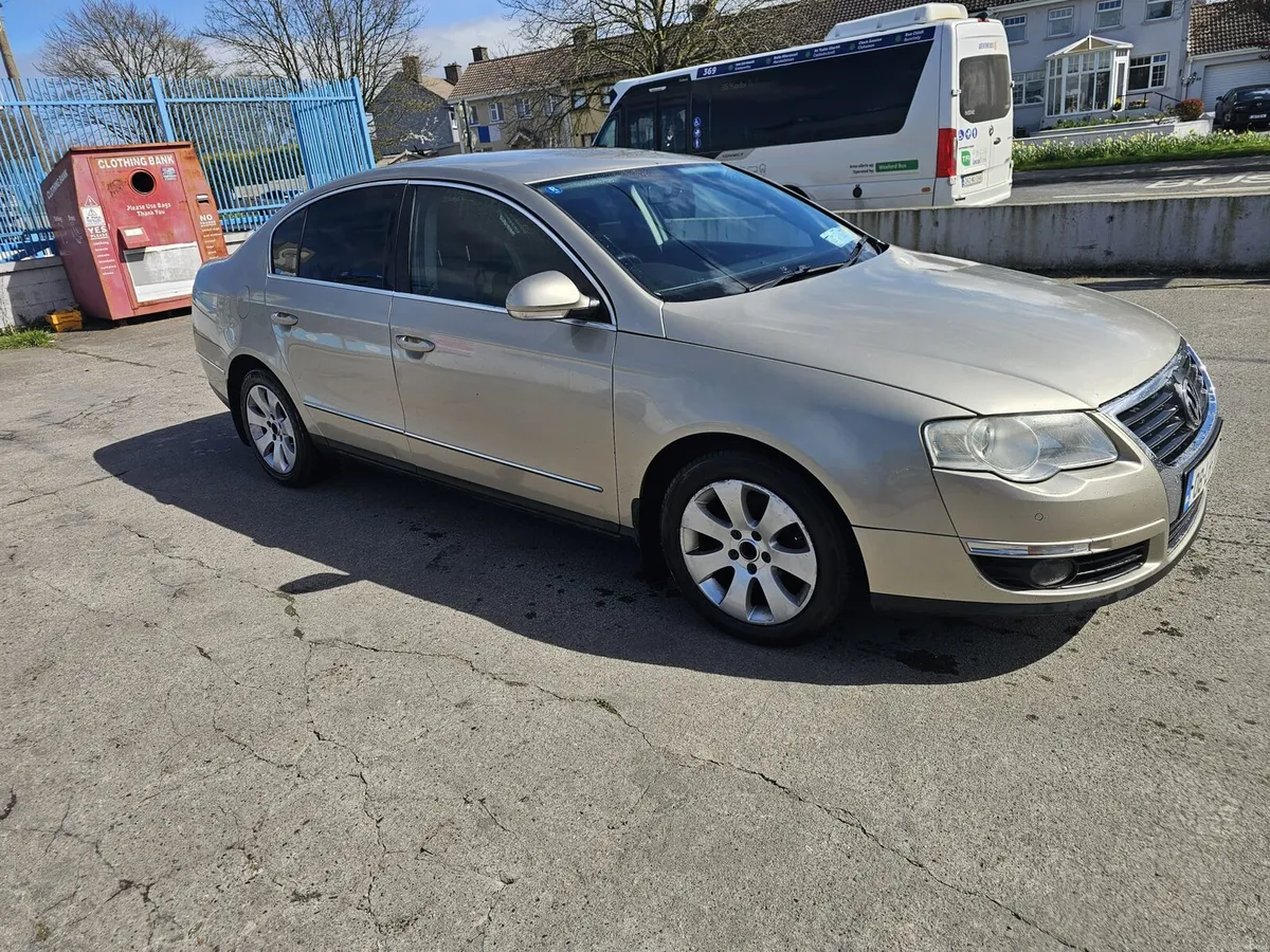 2008 Volkswagen Passat - Image 3