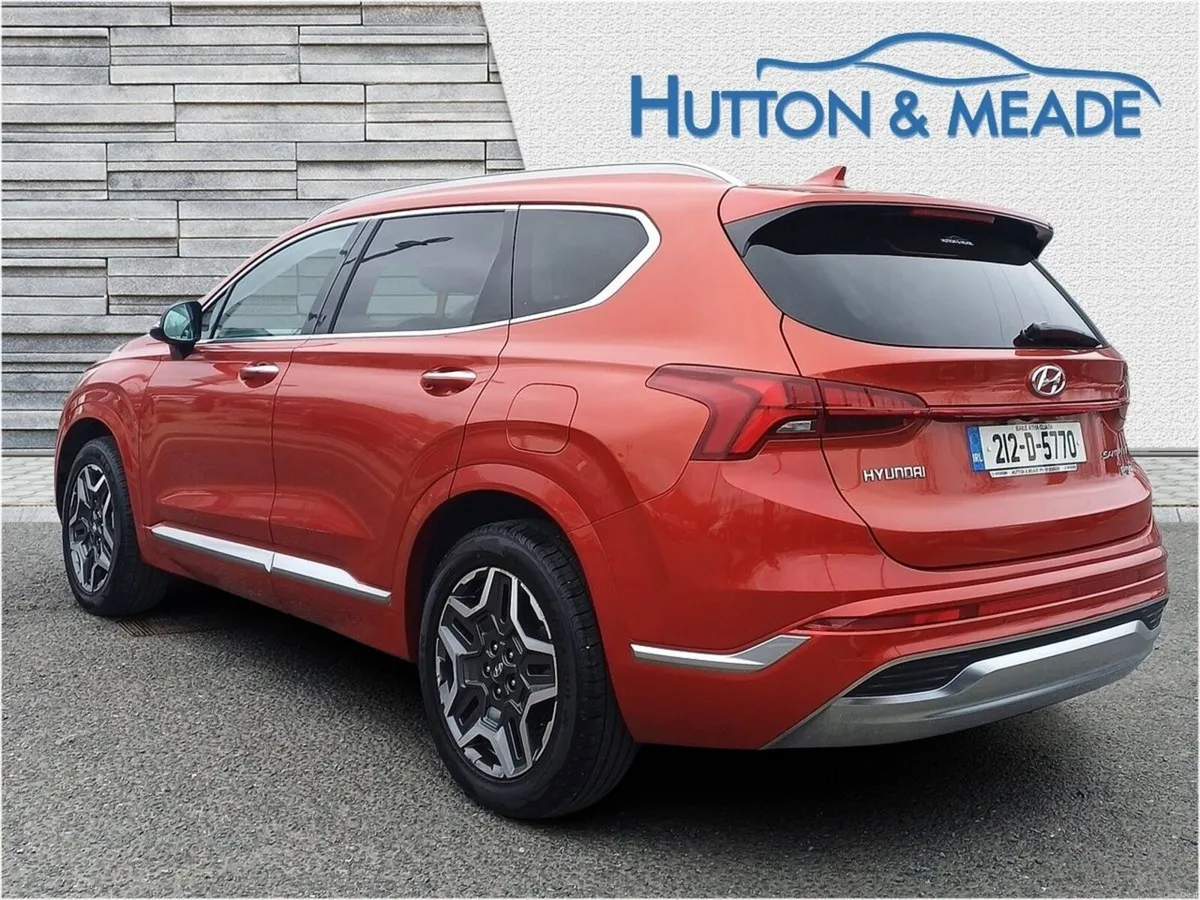 Hyundai Santa Fe Executive Plus PHEV 1.6 Petrol 5d - Image 3