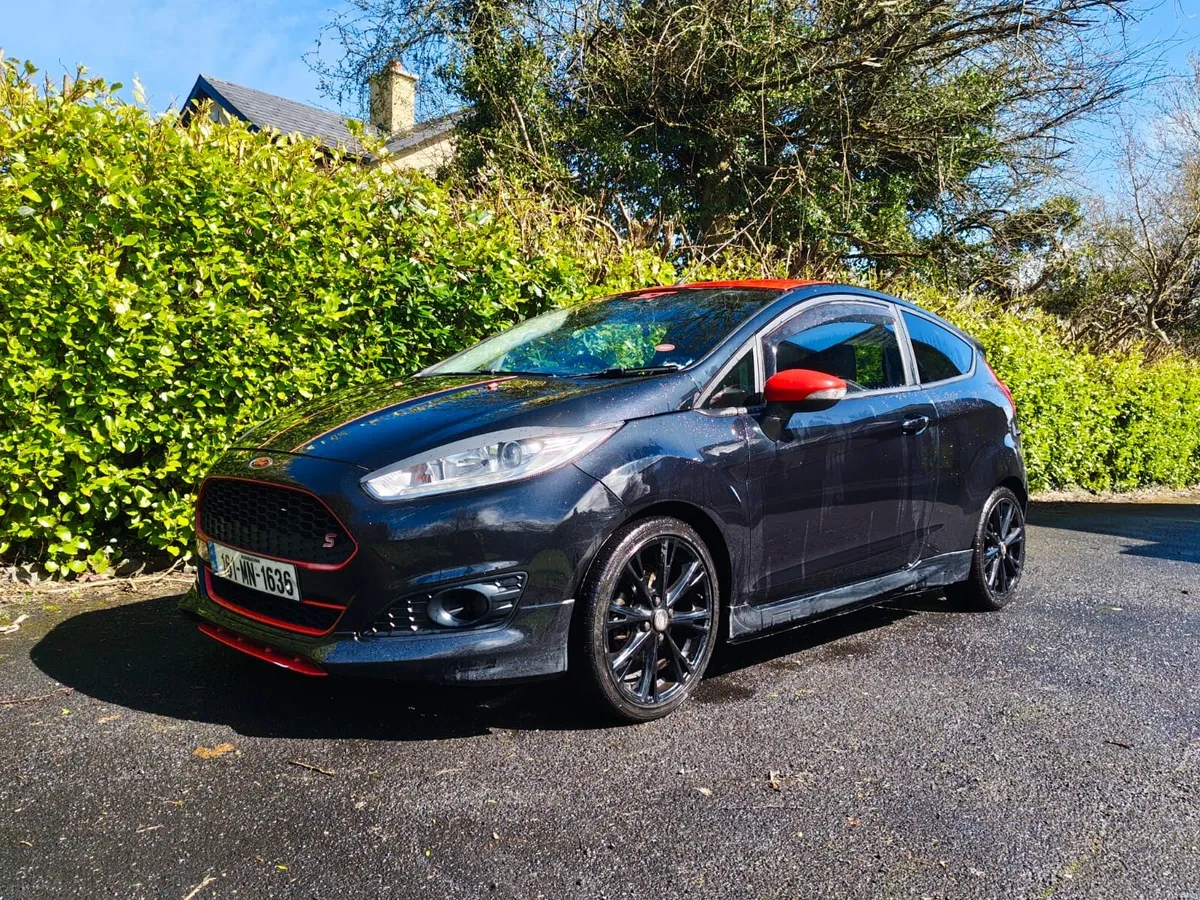 Ford Fiesta 1.0 Zetec S Black Edition 140HP - Image 2