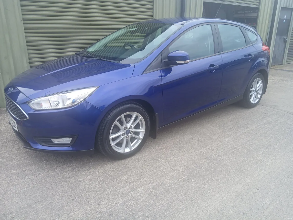 Ford Focus 2016 1litre lady owned low mileage - Image 3