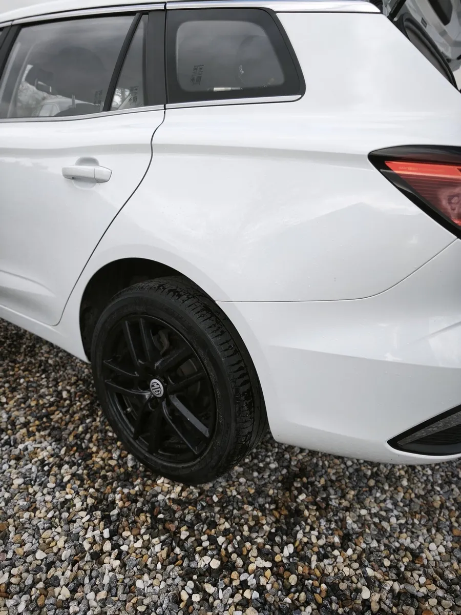 MG MG5 2022 - Image 3