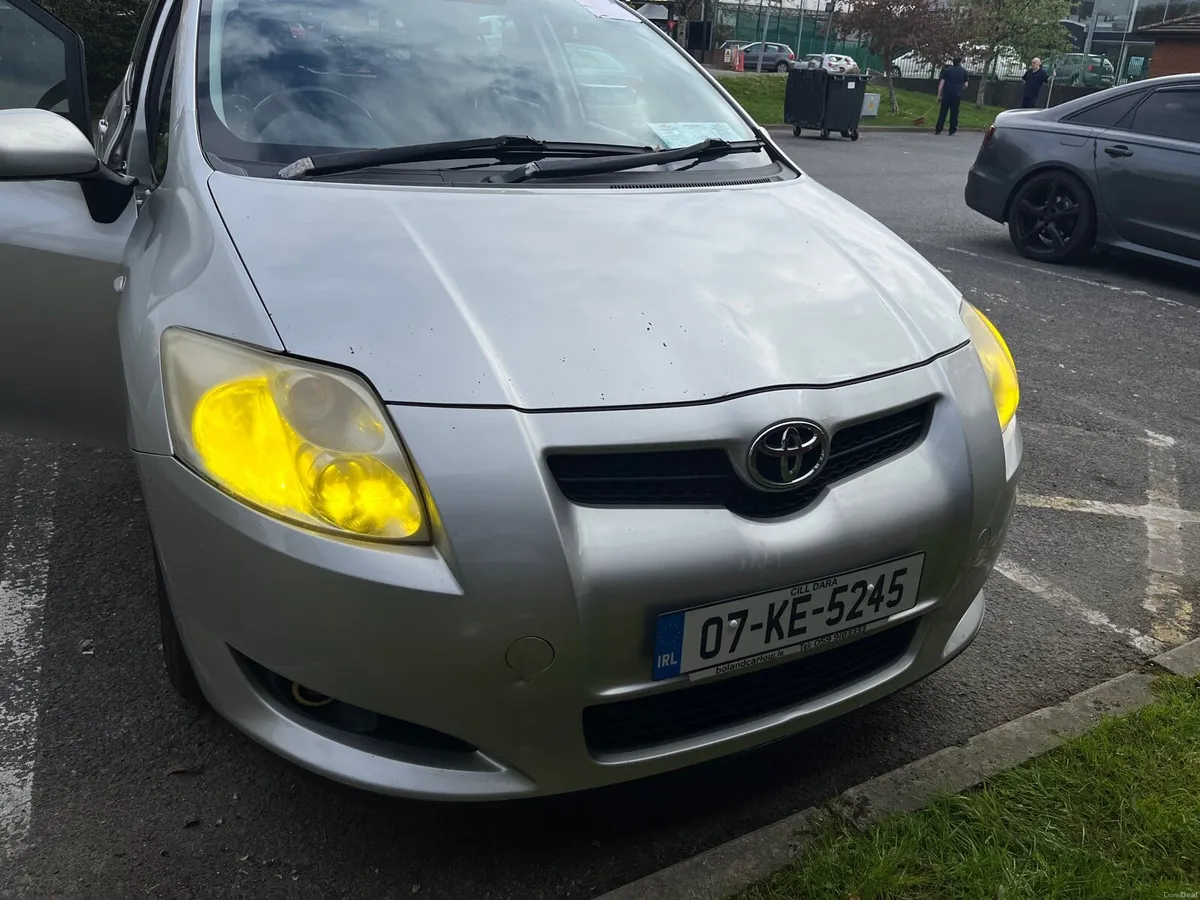 Toyota Auris 2007 - Image 1