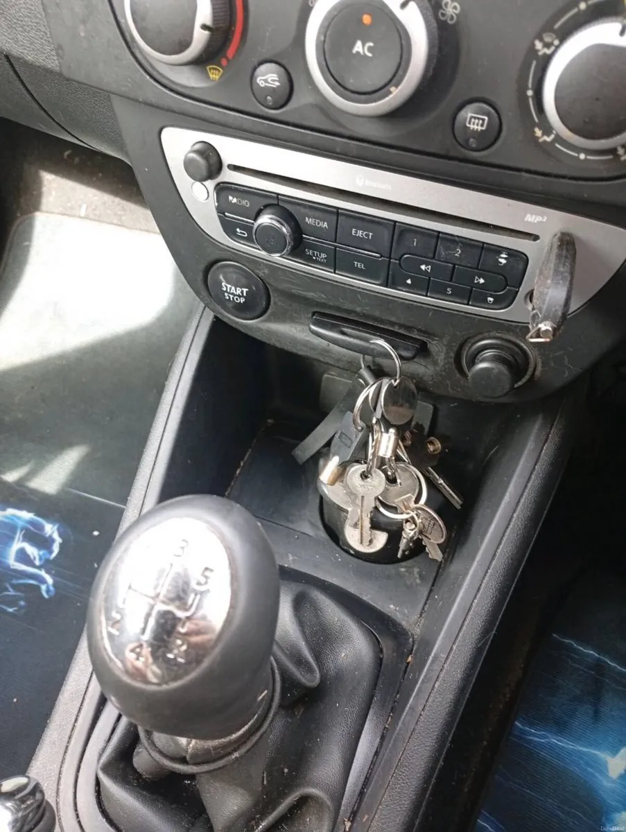 132 Renault fluence - Image 4