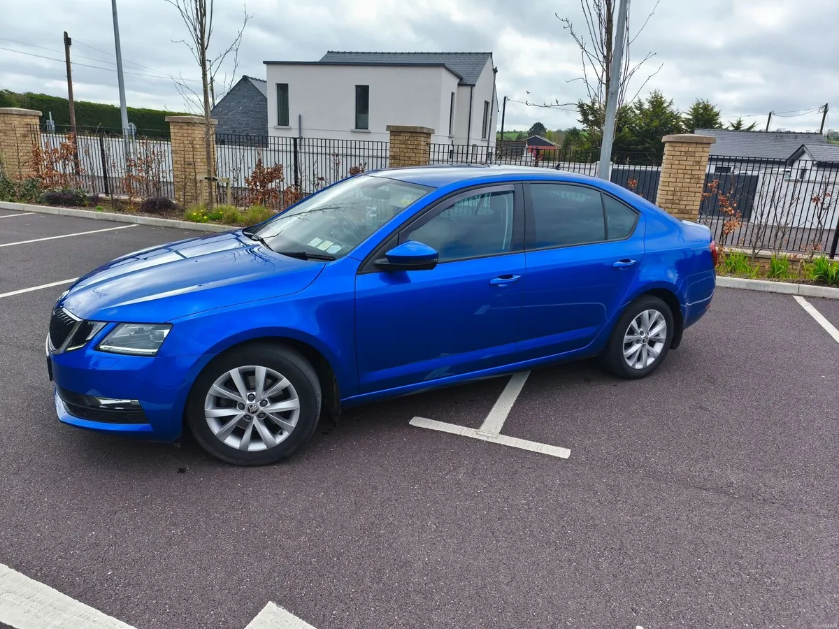 2021 Skoda Octavia - Image 2