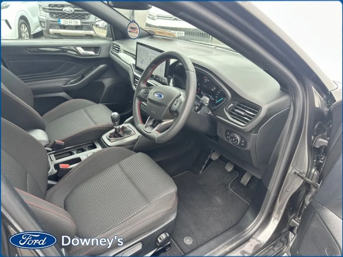 Ford Focus 1.0 PETROL ST-Line - Image 2