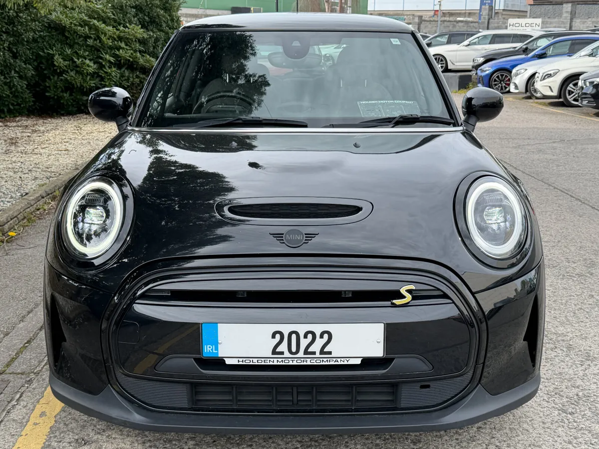 2022 Mini Electric..LEVEL 2 SPEC..2 keys - Image 4