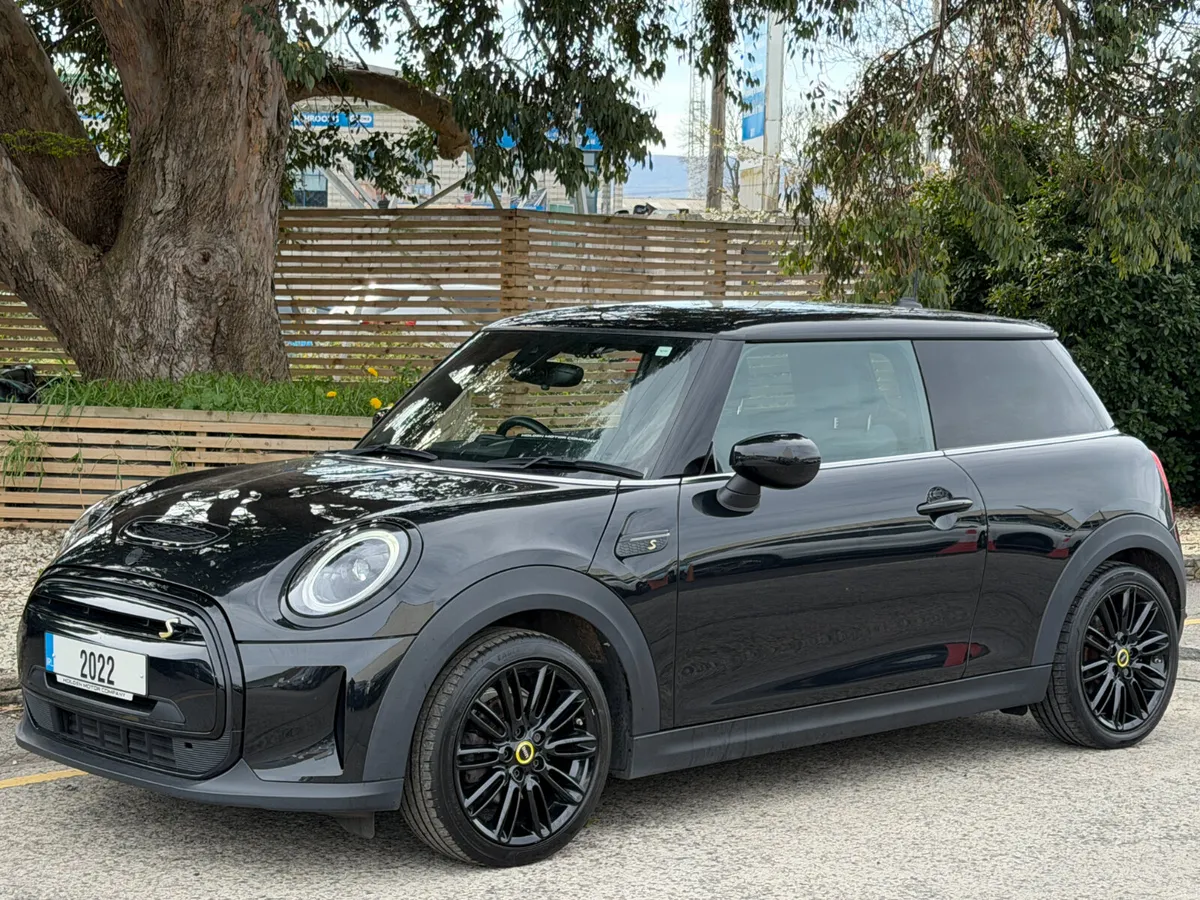 2022 Mini Electric..LEVEL 2 SPEC..2 keys - Image 3
