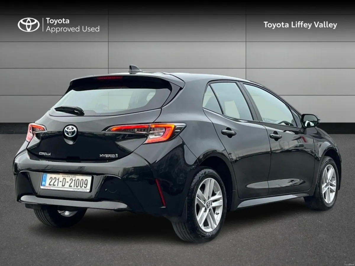 Toyota Corolla COROLLA LUNA HYBRID H/B - Image 2