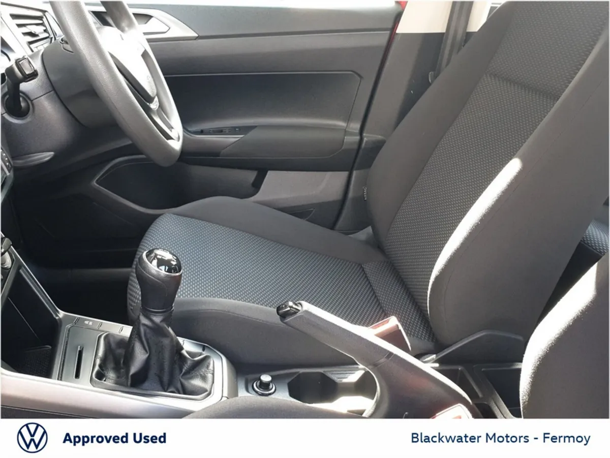 Volkswagen Polo 1.0 65BHP TRENDLINE WITH TECHNOLOG - Image 4