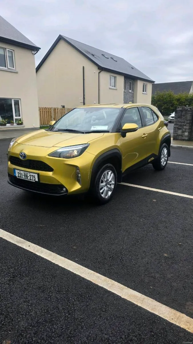 Toyota Yaris Cross 2023 4DR Automatic - Image 2