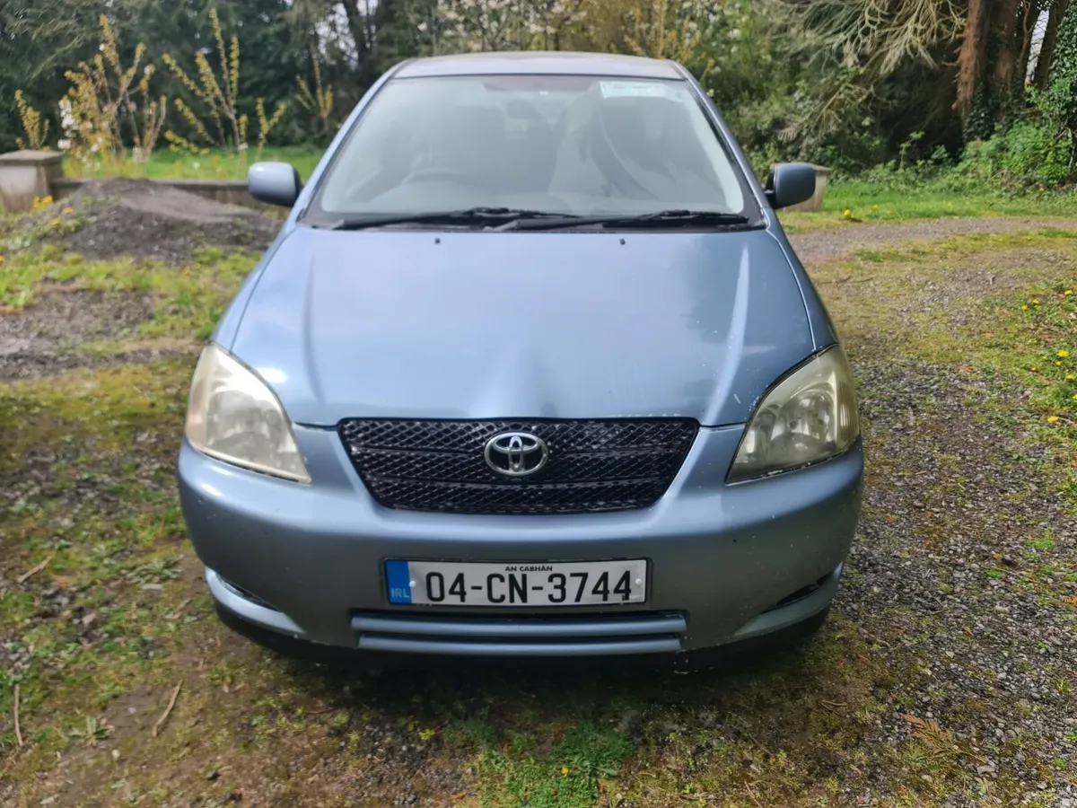 Toyota Corolla 2004 - Image 2