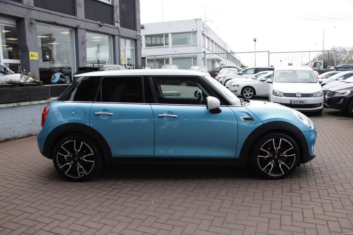 2016 MINI COOPER 1.5D HATCHBACK 5DR AUTO - Image 3