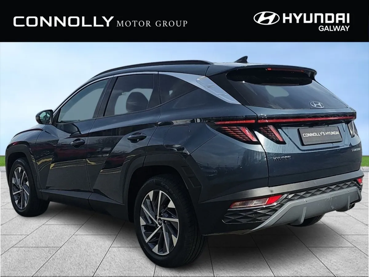 Hyundai Tucson 2WD Executive Plus - Image 3